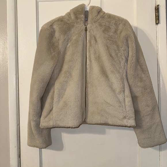 Abercrombie and Fitch Faux Fur Jacket Sz small - Picture 3 of 6